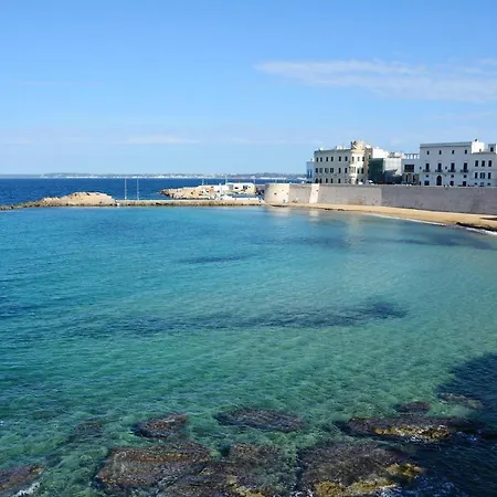 With 2 Bedrooms In With Furnished Balcony 300 M From The Beach *
